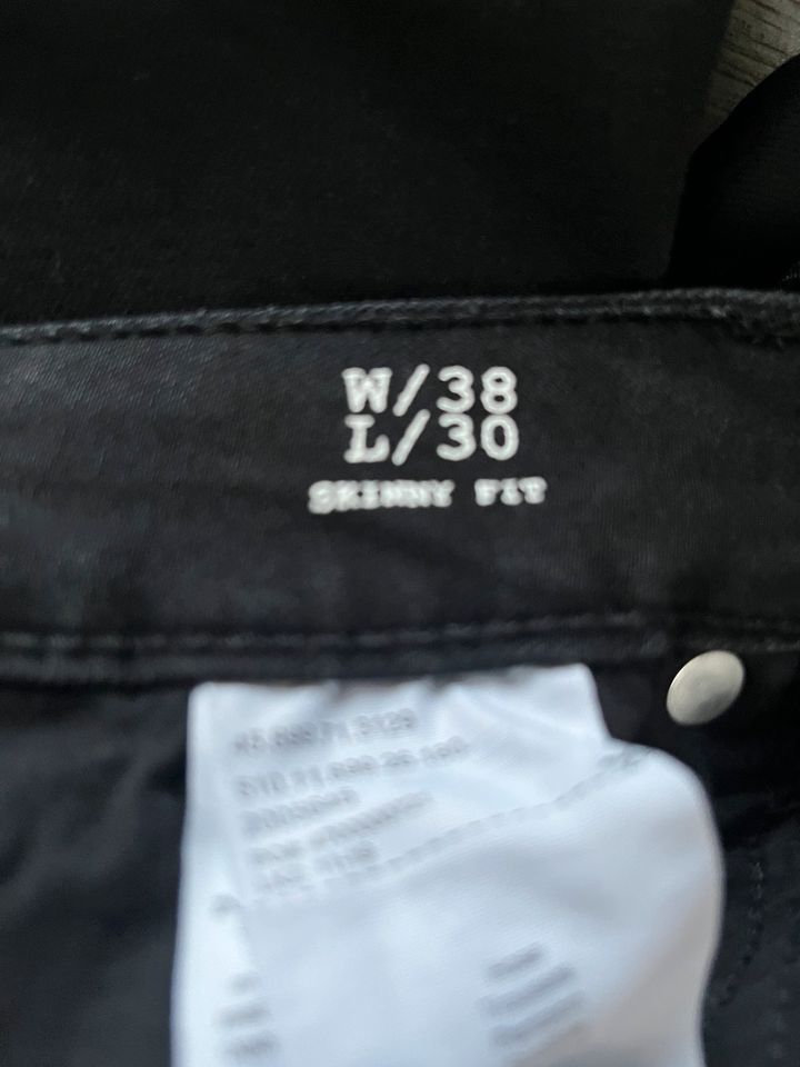 Q/S Jeans 38/30 in Bad Hersfeld