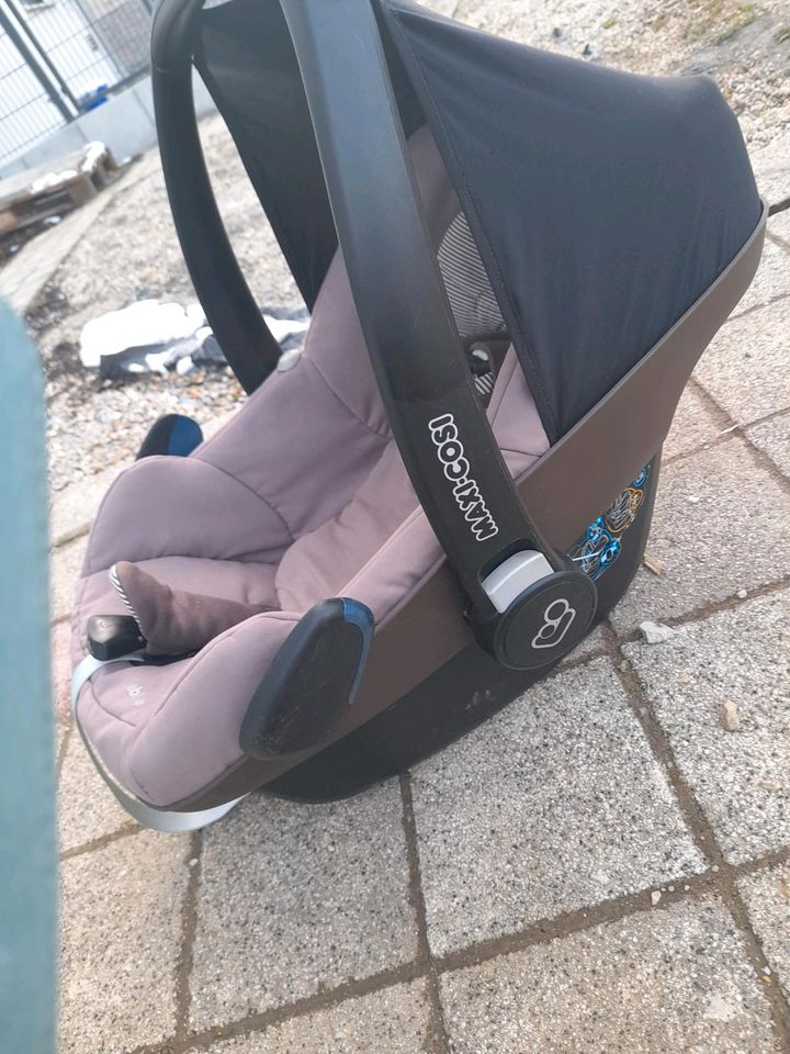 Maxi Cosi Pebble in Rottenburg a.d.Laaber