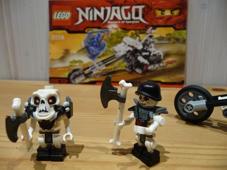 LEGO Ninjago - 2259 Skelett Chopper in Ludwigsburg