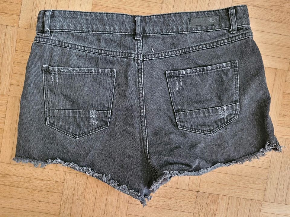 Adidas neo denim shorts top