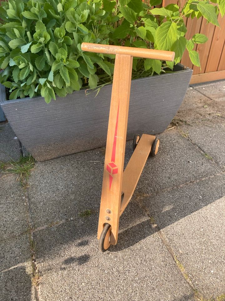 Holzroller, Kinderroller  Vintage, Deko in Mühldorf a.Inn