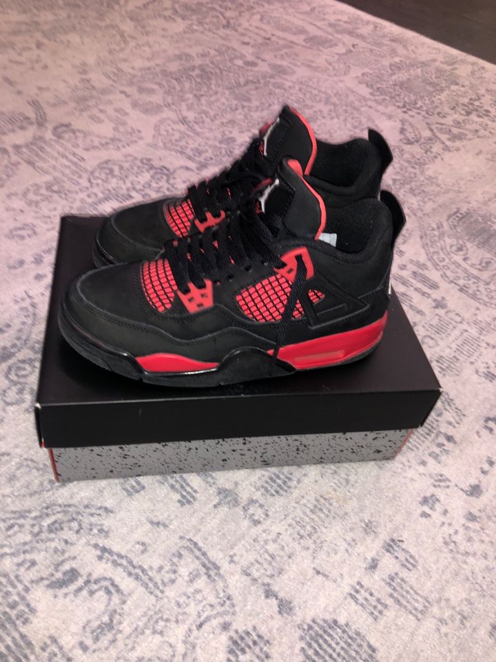 Air Jordan 4 red thunder gr.37,5 in Speyer