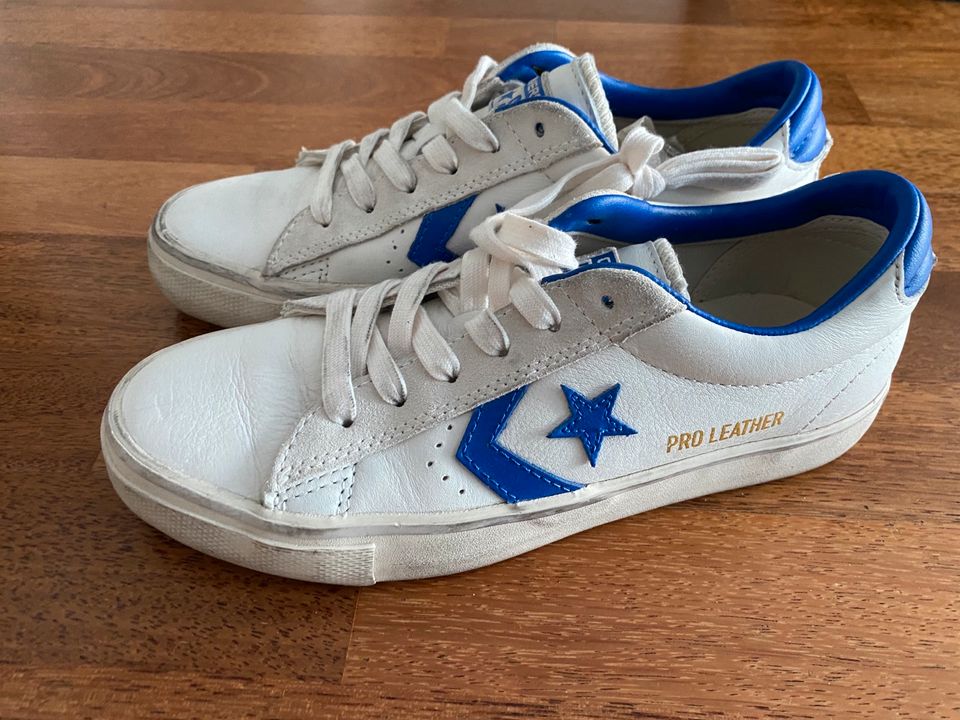 Converse Sneaker Leder weiß 36 NEU in Villingen-Schwenningen