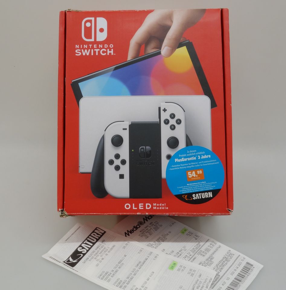 Nintendo Switch OLED mit 1 Spiel, Rg. (Nr. 19813) in Hannover