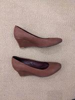 Görtz Wedges Pumps Ballerinas Keilabsatz Leder Gr. 39 Berlin - Schöneberg Vorschau