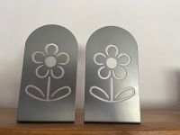 Buchstützen mit Blumen aus Metal Nordrhein-Westfalen - Langerwehe Vorschau