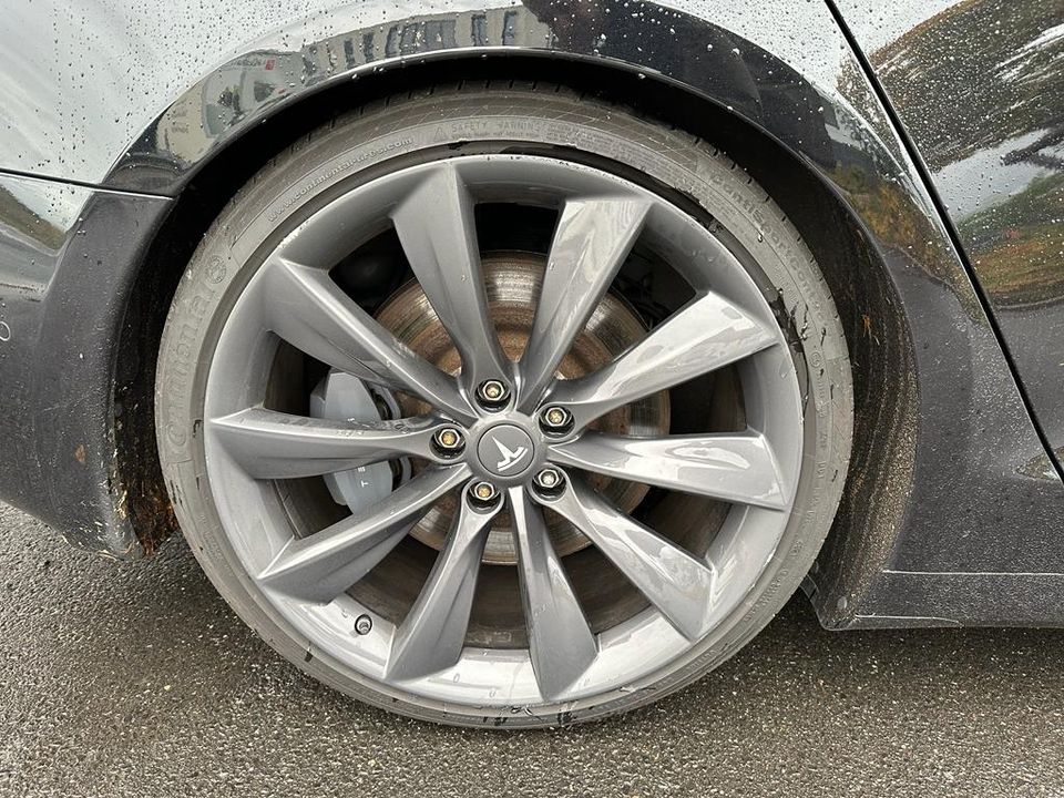 Tesla Model S 100D AWD, Carbon, Black "32.300€ netto" in Schweinfurt