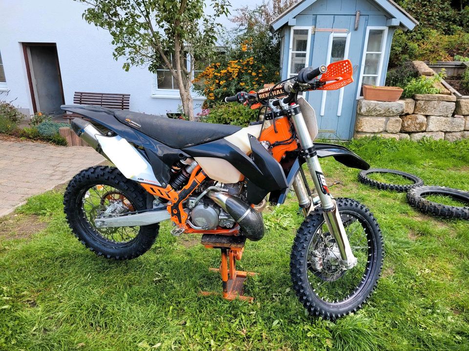 KTM EXC 300 Vergaser in Tharandt