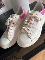 Guess*Damen*Schuhe*weiss*Gr. 40 Nordrhein-Westfalen - Moers Vorschau