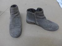 Chelsea Ankle Boots Velours wie neu Clarks Manufactum 38 beige Bayern - Freising Vorschau