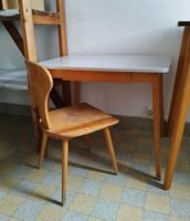 Vintage Kindertisch mit Stuhl Niedersachsen - Aerzen Vorschau