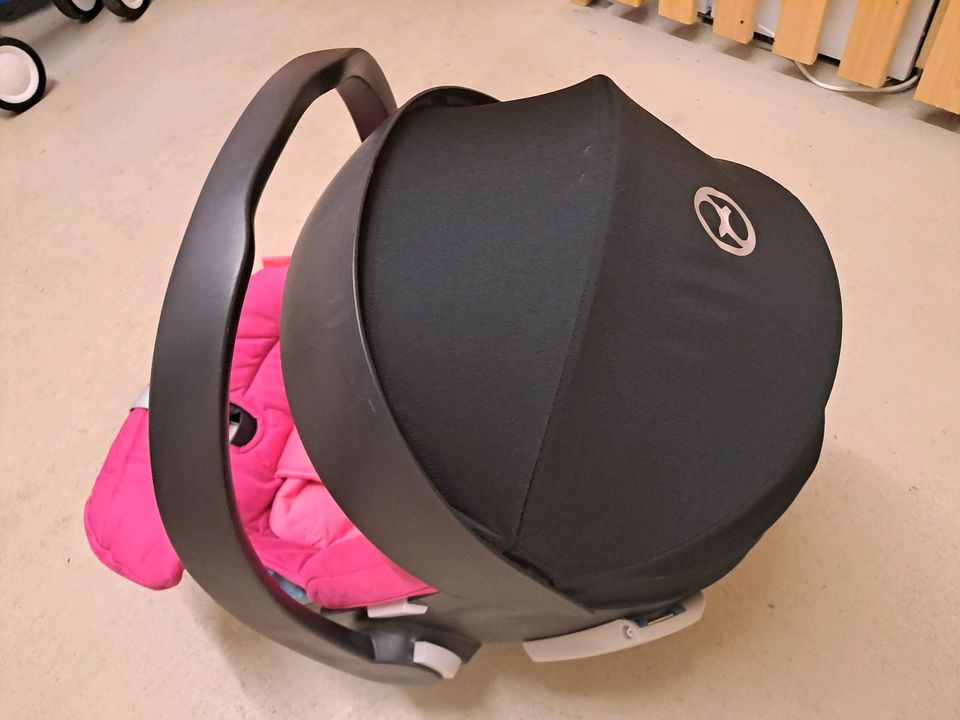 Cybex Babyschale Aton 5 pink 0-13kg Autoschale Baby in Lindau