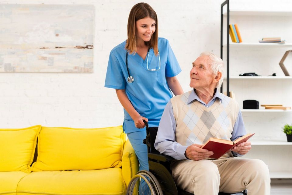 Altenpfleger* oder Physiotherapeut* für die Reha gesucht in Siegen