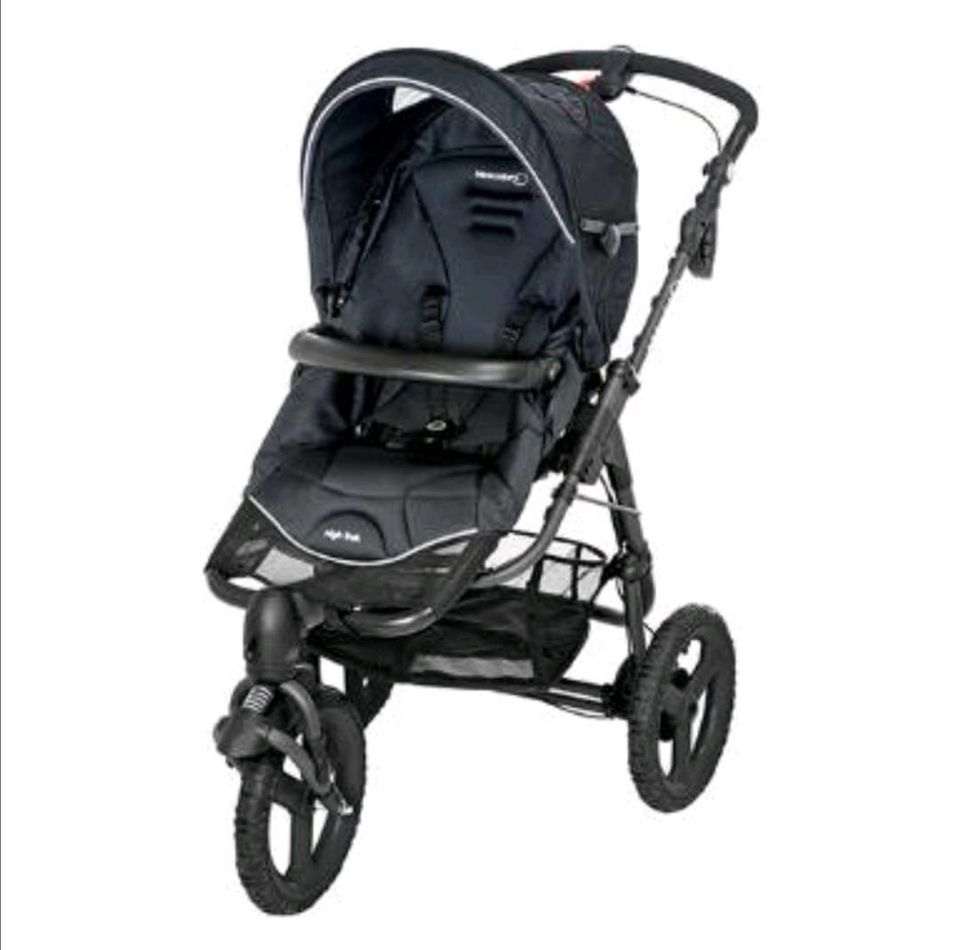 Geländekinderwagen mit Babyschale Maxi Cosi in Wittnau