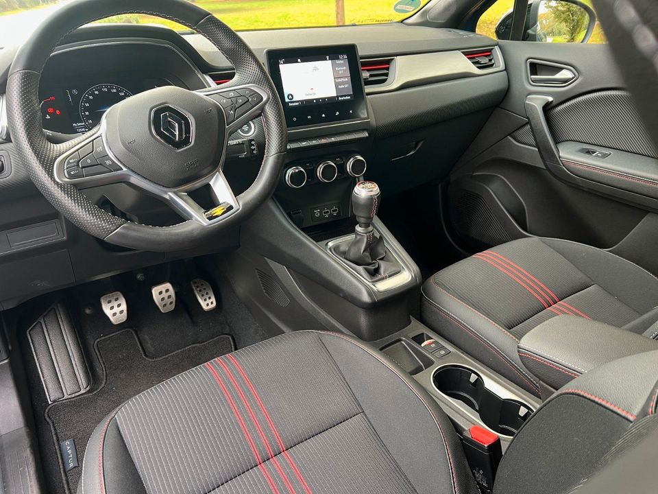 #08M PKW Auto Renault Captur RS Line SPORT mieten ab 75 € in Köln