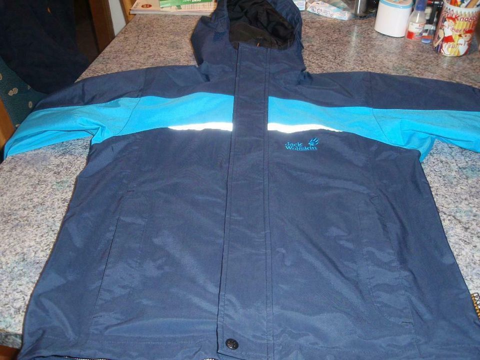 Jack Wolfskin 3 in 1 Jacke Größe 152 in Hermeskeil