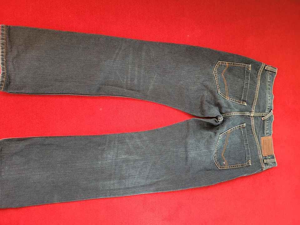 Tommy Hilfiger Jeans W32 / L32 in München