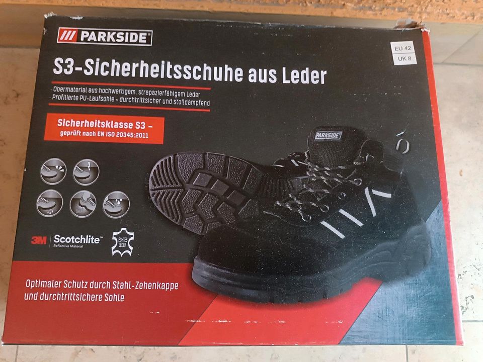 Schuhe/ Sicherheitsschuhe aus Leder neu in Würzburg