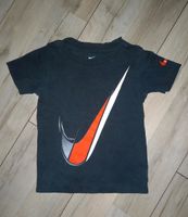 Nike T- Shirt schwarz/rot 86/92 (98) Sport Shirt Leipzig - Gohlis-Mitte Vorschau