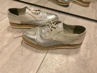 Halbschuh schnürrer Größe 38 modern silber top Zustand Bayern - Schweinfurt Vorschau