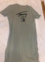 Tommy hilfiger T-shirt / Kleid mit schlitz / Tshirt Niedersachsen - Oldenburg Vorschau