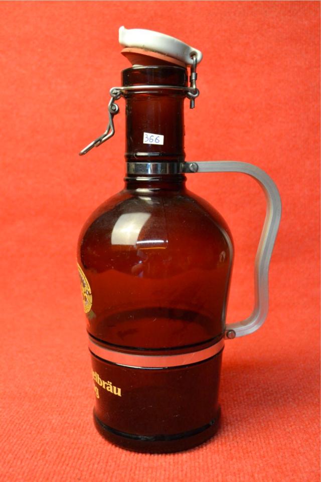 leere Bierflaschen 2 Liter / Rauchenfels / Vogelbräu / Glas Ton in Schopfheim