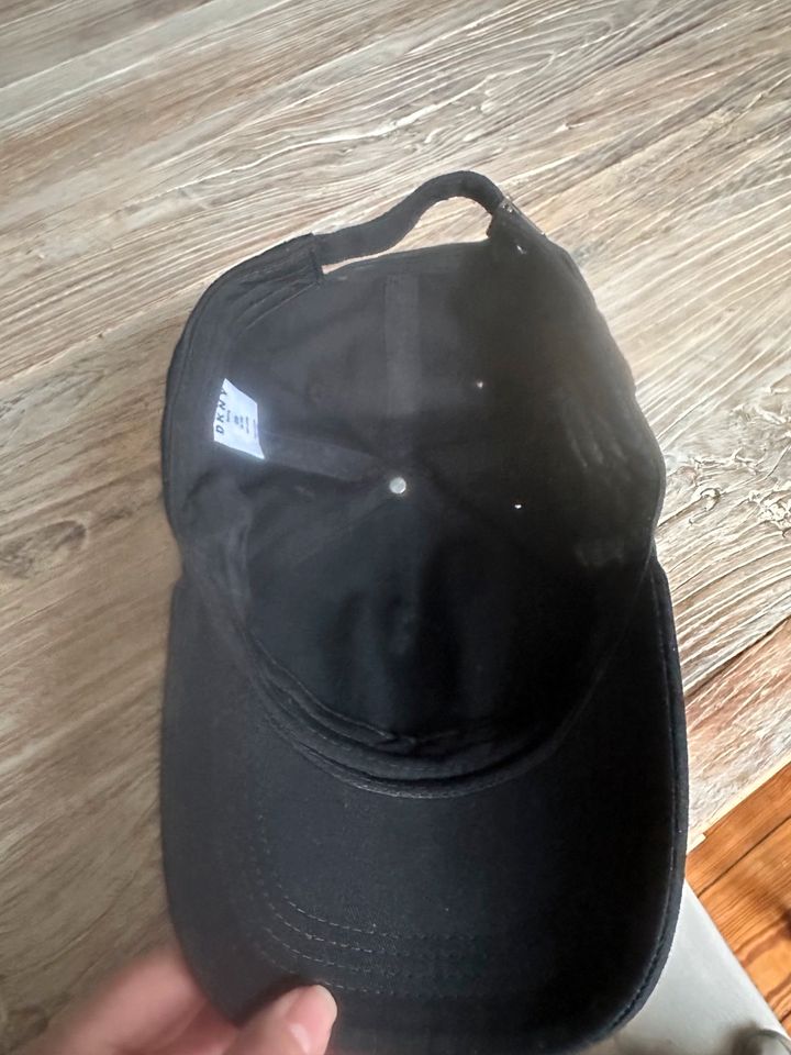 ❌ DKNY Cap Cappy Kappe schwarz - Neu in Hamburg