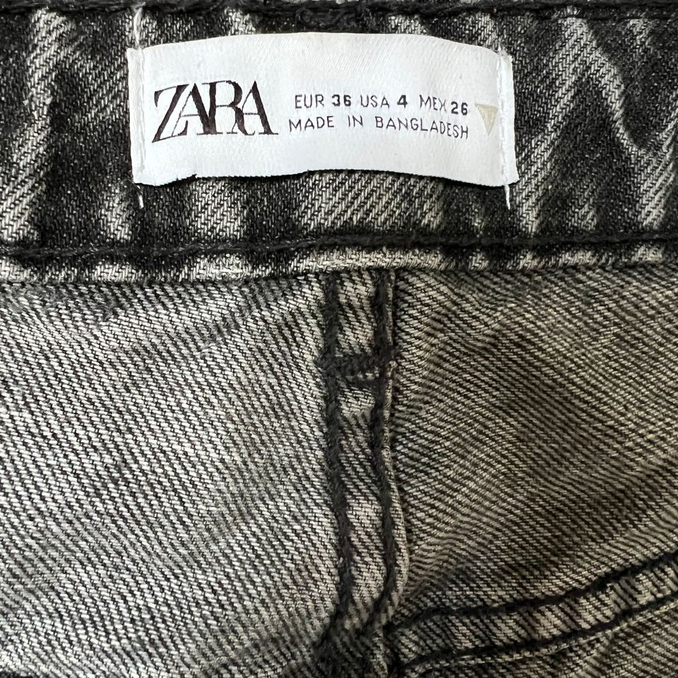 Zara graue Jeans Slouchy Damen Hose Baumwolle Gr. 36 in Scheeßel