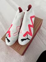 Fußballschuhe Puma 40 neuwertig Hessen - Bad Vilbel Vorschau