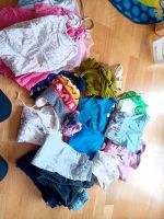 Kinderkleidung Größe 92-104 zu verschenken Düsseldorf - Benrath Vorschau