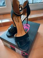 Buffalo Pumps Gr. 40, schwarz, Lack und Samt Nordrhein-Westfalen - Sundern (Sauerland) Vorschau