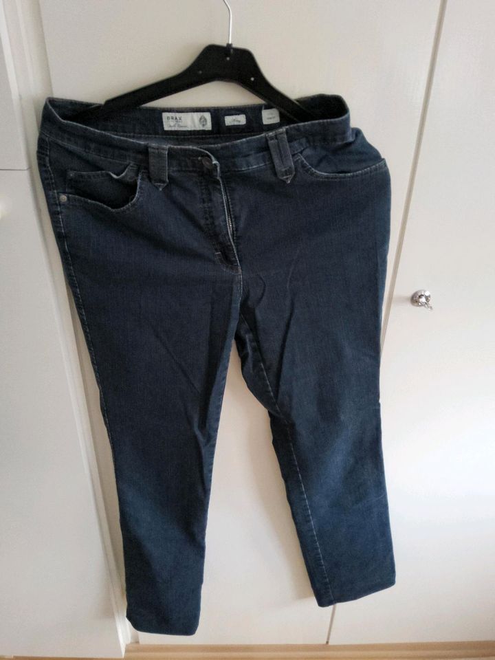 Damen Jeans in Stuttgart