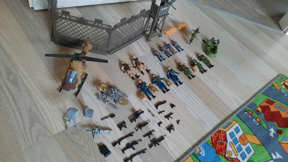 Militär Spielzeug Soldaten Spielset in Papenburg