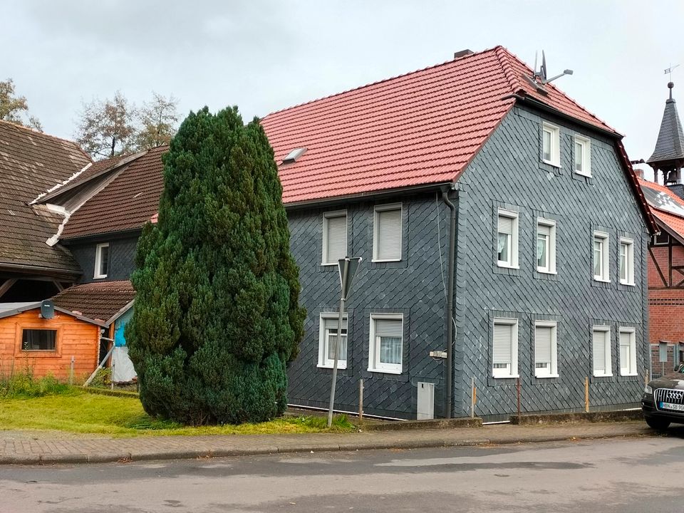 Bauernhaus mit ehemaligen Stall und Scheune in Schleusingen