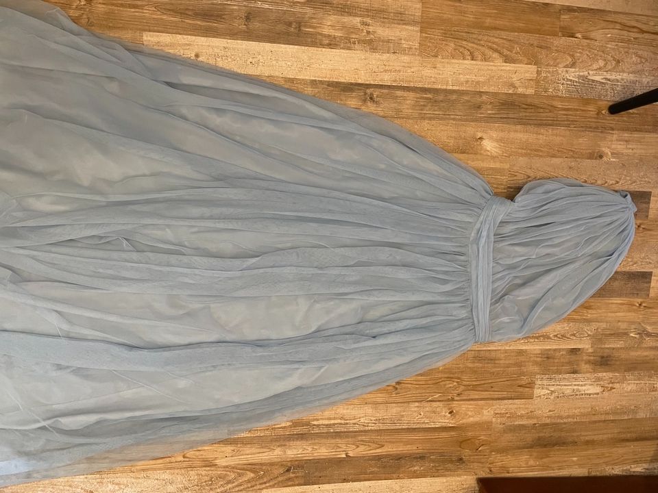 Kleid Babyblau Größe L in Aachen