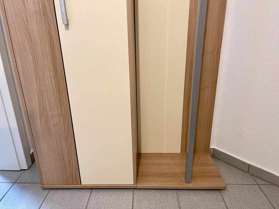 3-teilig Garderobe mit Schrank und Schuhschrank in Niederkassel