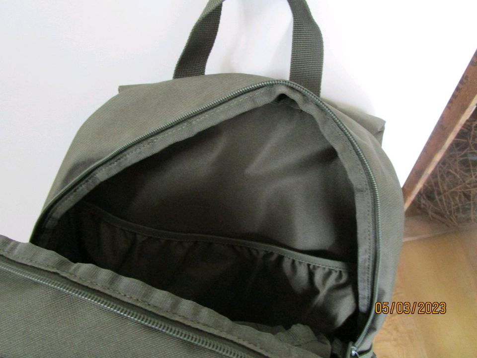 Puma ☆ Rucksack ☆ grün ☆ NEU ☆ 24€ in Hildesheim