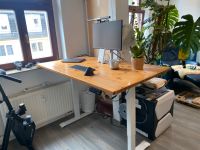 Schreibtisch elektrisch höhenverstellbar Vollholz 150 x 80 weiß Dresden - Neustadt Vorschau