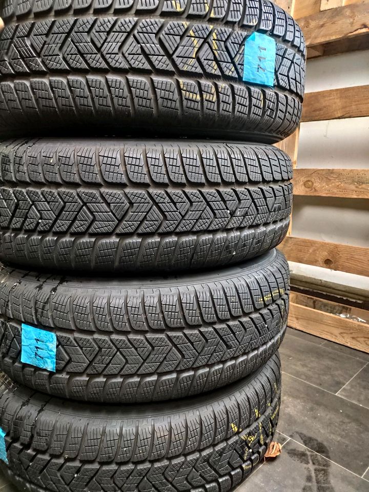 ✓WIE NEU VW TIGUAN 215/65 R17 99H WINTERREIFEN FELGEN WINTERRÄDER in Herten