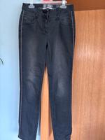 Dunkle Jeans Hose Gr.36/38 Hessen - Schlitz Vorschau
