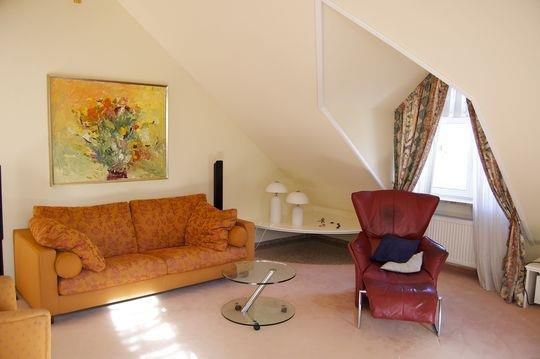 Exklusive 5,5 Zimmer Maisonette-Wohnung mit 135m² in Bad Vilbel in Bad Vilbel