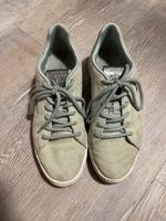 Reebok Turnschuhe Leder Gr 38,5 Dresden - Blasewitz Vorschau