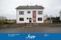 Großes Ein- / Zweifamilienwohnhaus in Dorfrandlage mit toller Aussicht, teilsaniert, Senscheid. Rheinland-Pfalz - Senscheid Vorschau