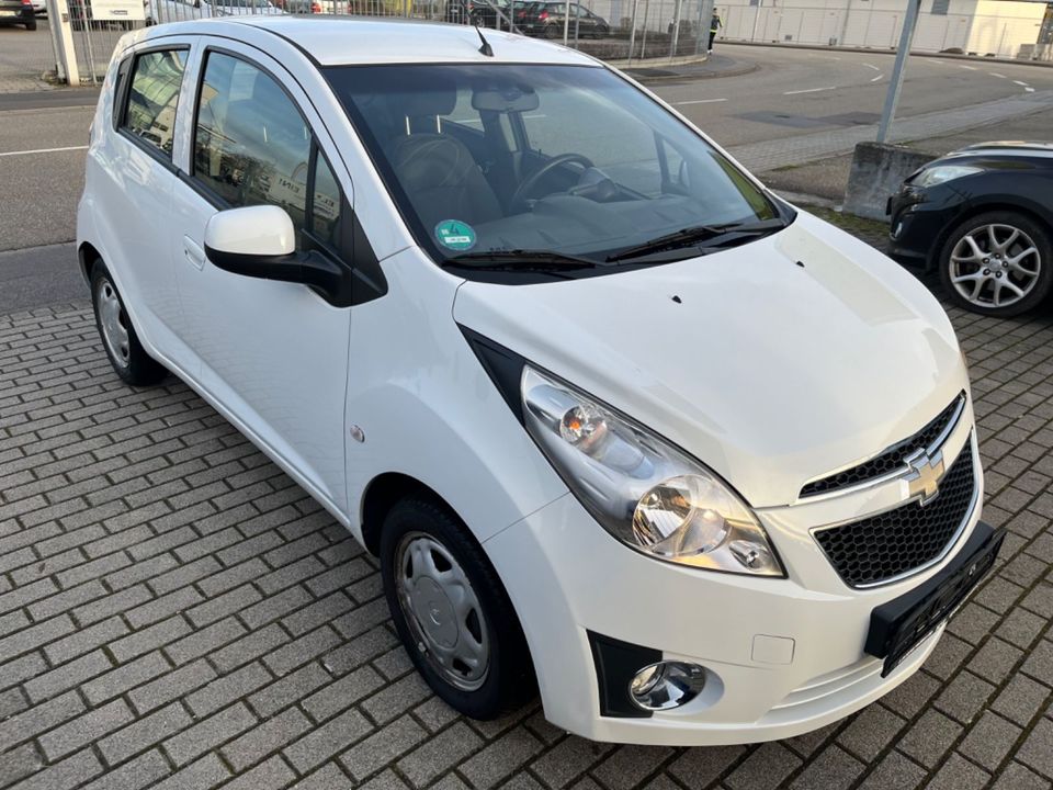 Chevrolet Spark 1.0 LS in Hockenheim