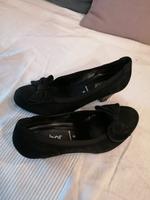 Gabor pumps Schleife Wildleder schwarz Gr. 6 bzw  39 Düsseldorf - Gerresheim Vorschau