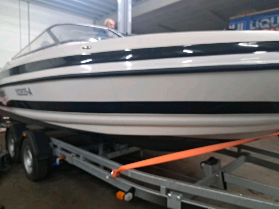 Larson LXI 228 Volvo Penta 4,3l 225 PS Motorboot Sportboot in Hemmoor