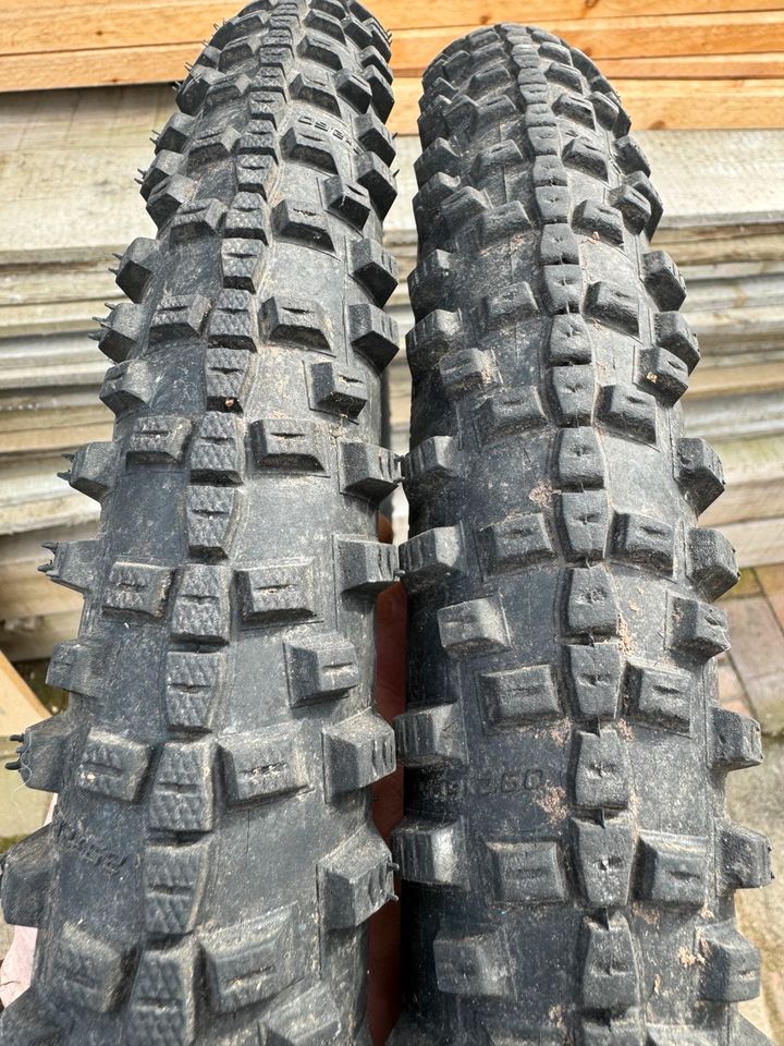 2x Schwalbe Smart Sam 65-622 Mountainbike Reifen Ebike in Nünchritz