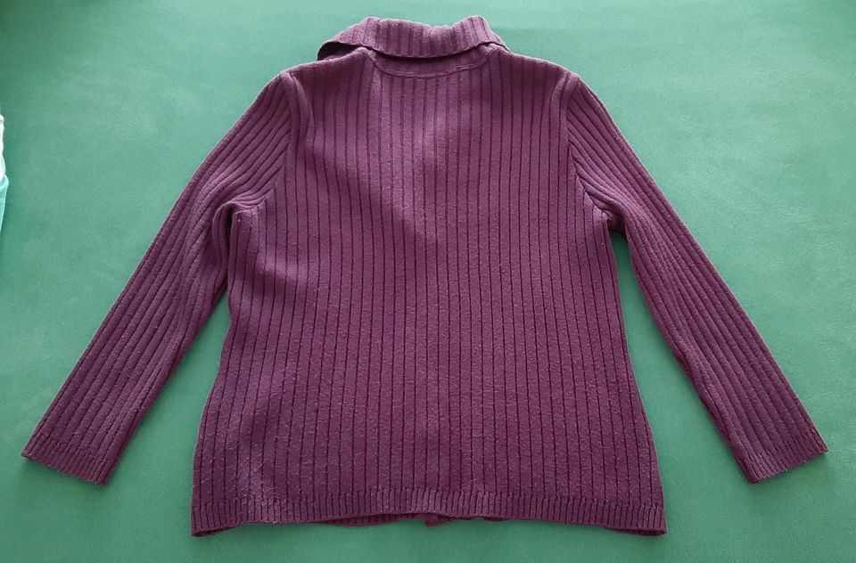 Strickjacke mit langen Ärmeln Gr. 44 in Remseck am Neckar