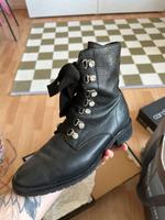 TORAL leder boots mit diamantsteinchen Hessen - Liederbach Vorschau