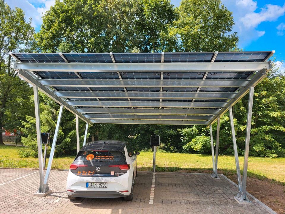 Industrie-PV-Carport Solarmodule erweiterbar 2 Stellplätze 7,2kWp in Rottenburg a.d.Laaber